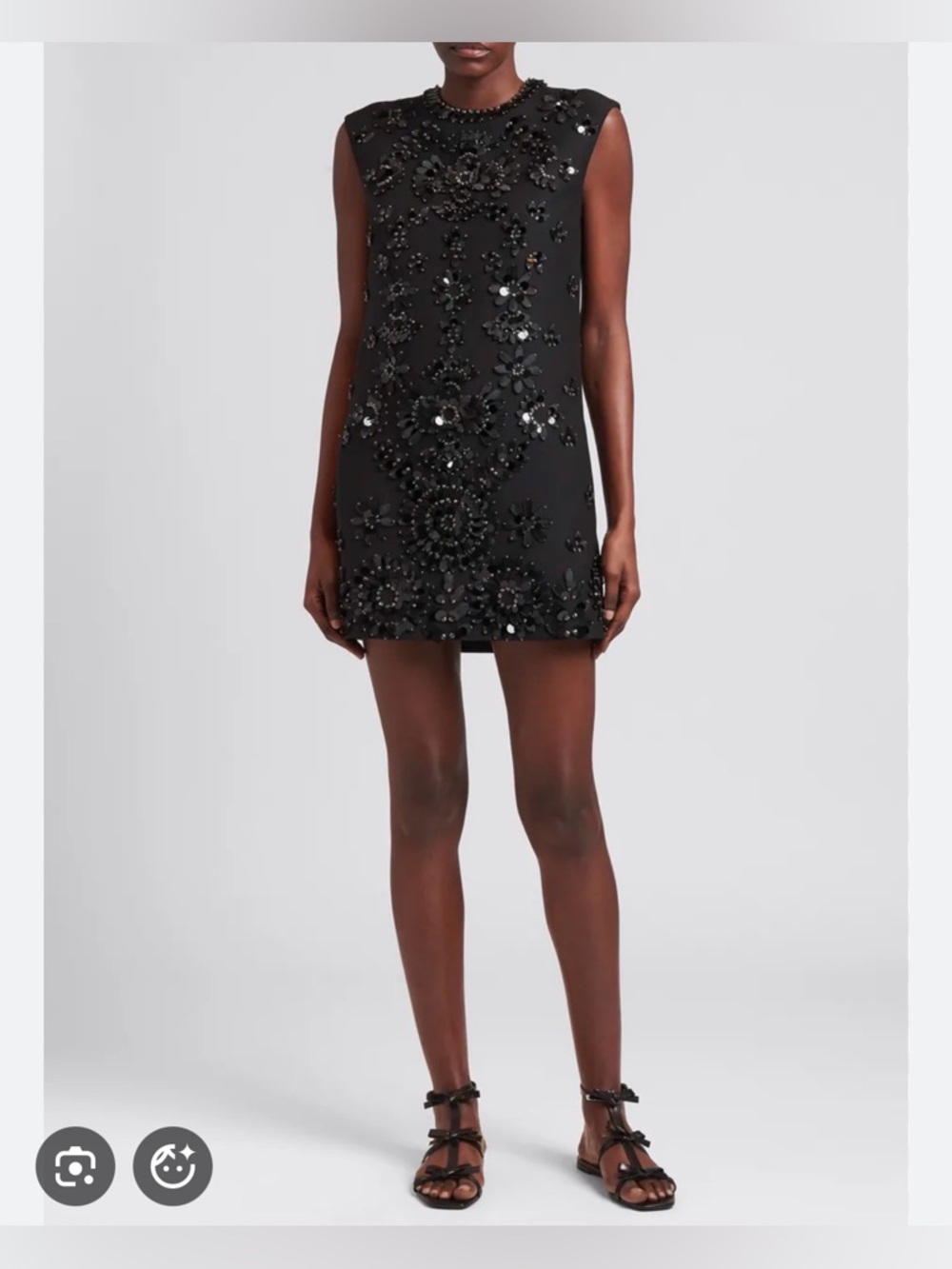 VALENTINO GARAVANI
Floral-Applique Embellished Mini Dress IT40